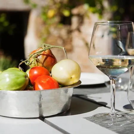 La Maison D'ulysse Small Luxury Отель 4*