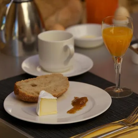 La Maison D'ulysse Small Luxury Отель Baron (Gard)